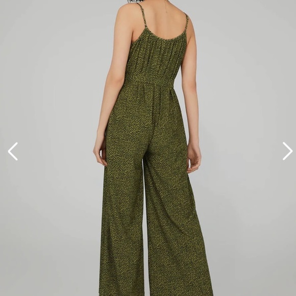 BRAND NEW SUZY SHIER Wide Leg Jumpsuit, size XXL - Picture 2 of 2